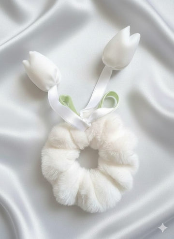 Tulip scrunchie